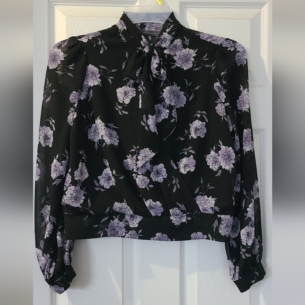 Suzy Shier Black and Purple Floral Blouse